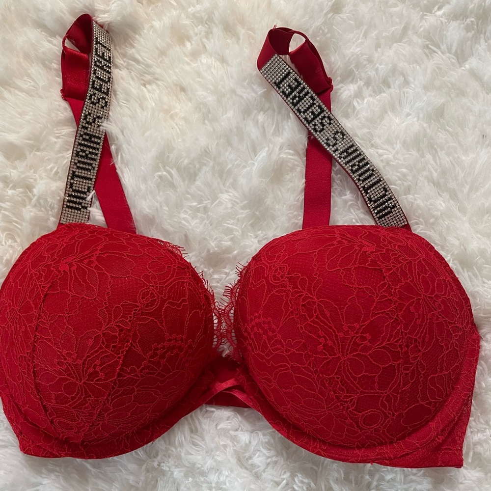 Victoria Secret Bra - Red very sexy push up adds 2 cups, size 36C
